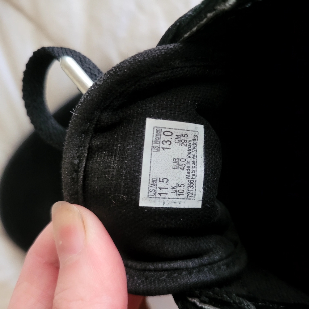Vans Wards OLD SKOOL Men's Black/Black/Silver Suede 11.5 Skate Low Shoe - Picture 7 of 7